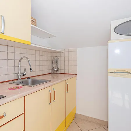 Apartment 1 Bedroom Beautiful In